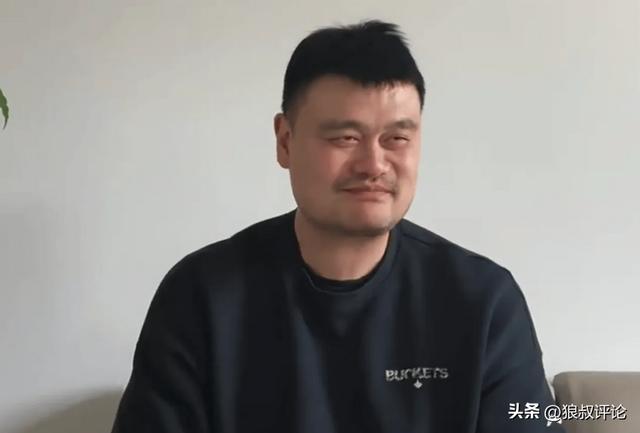 星空体育-姚明：非常高兴听到王治郅入选FIBA名人堂 从小到大都是追着他成长